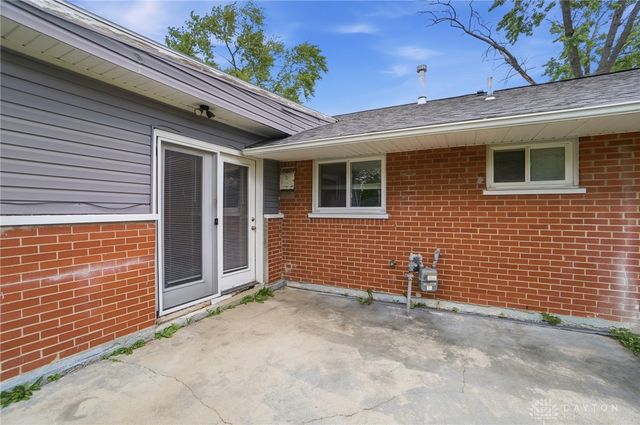 5061 Packard Drive, Huber Heights, OH 45424