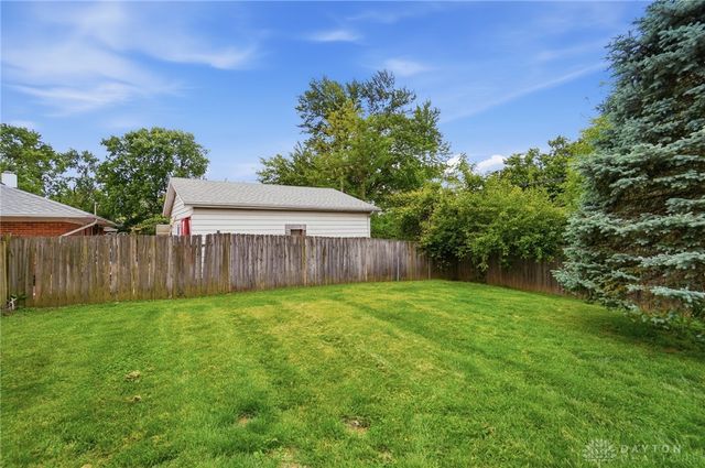 5061 Packard Drive, Huber Heights, OH 45424