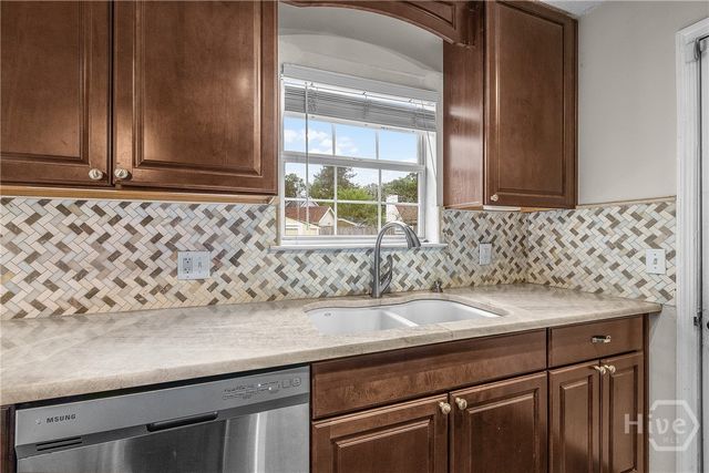 155 Finn Circle, Savannah, GA 31419