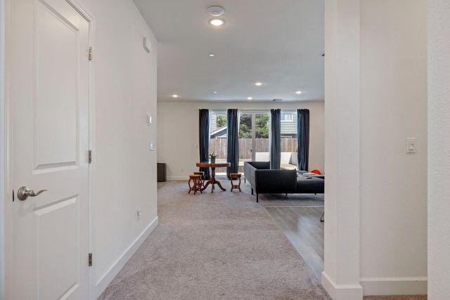 1952 Roualt Way, Lodi, CA 95242