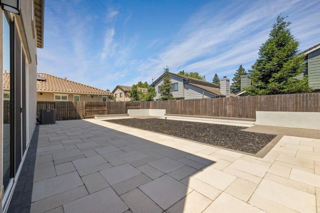 1952 Roualt Way, Lodi, CA 95242