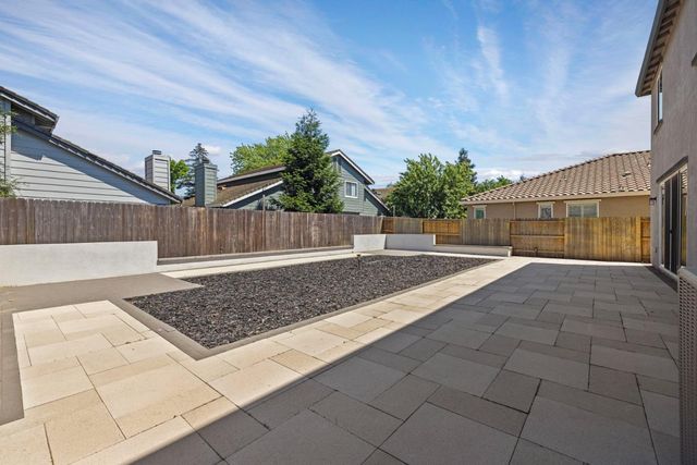 1952 Roualt Way, Lodi, CA 95242