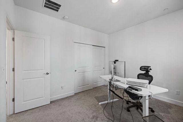 1952 Roualt Way, Lodi, CA 95242
