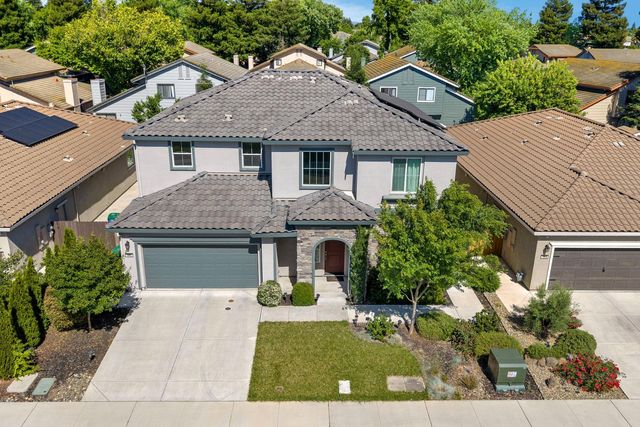 1952 Roualt Way, Lodi, CA 95242