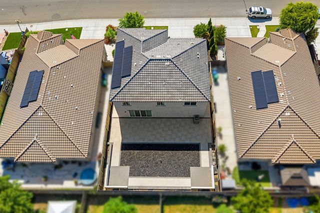 1952 Roualt Way, Lodi, CA 95242