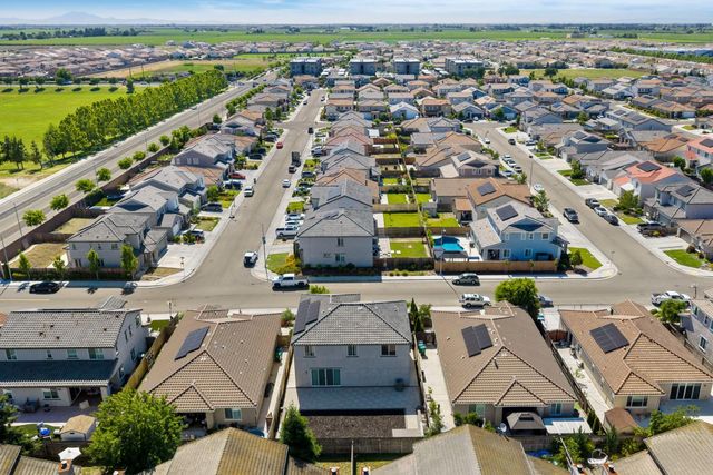 1952 Roualt Way, Lodi, CA 95242