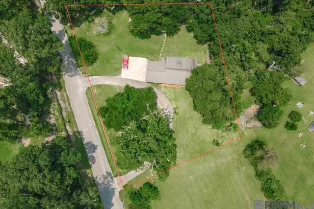 23717 Hoo Shoo Too Rd, Baton Rouge, LA 70817