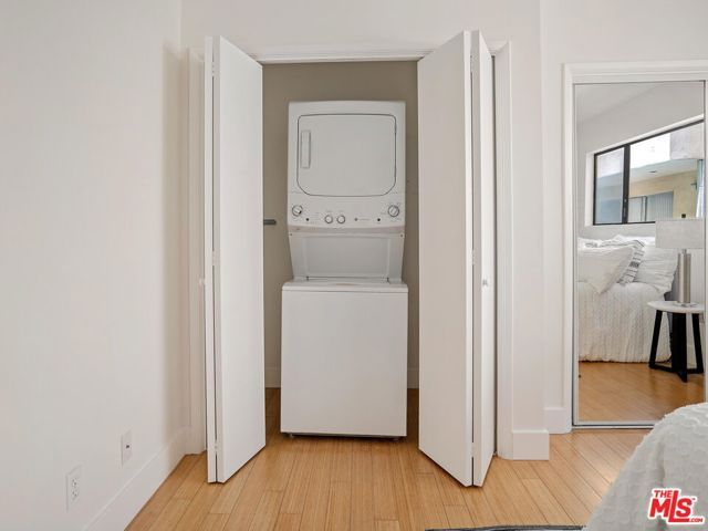 11959 Dorothy Street 2, Los Angeles, CA 90049
