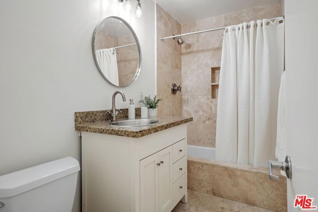 11959 Dorothy Street 2, Los Angeles, CA 90049