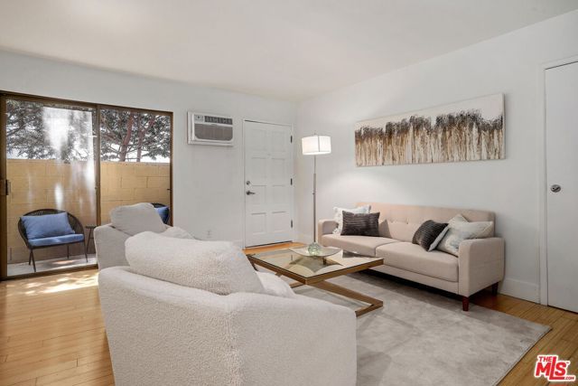 11959 Dorothy Street 2, Los Angeles, CA 90049