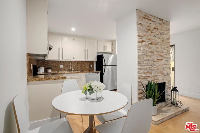 11959 Dorothy Street 2, Los Angeles, CA 90049