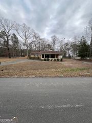 701 Barfoot Extension, Dublin, GA 31021