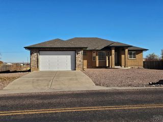620 S Maher Dr, Pueblo West, CO 81007