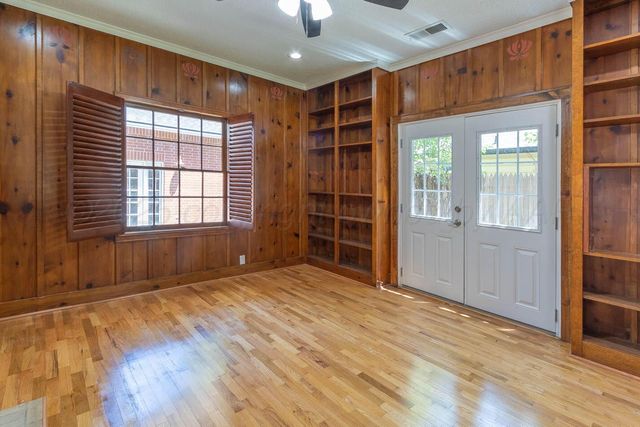 1206 N CHRISTINE Street, Pampa, TX 79065