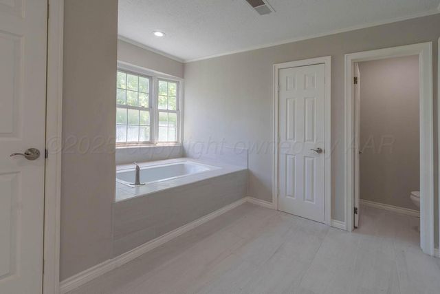 1206 N CHRISTINE Street, Pampa, TX 79065