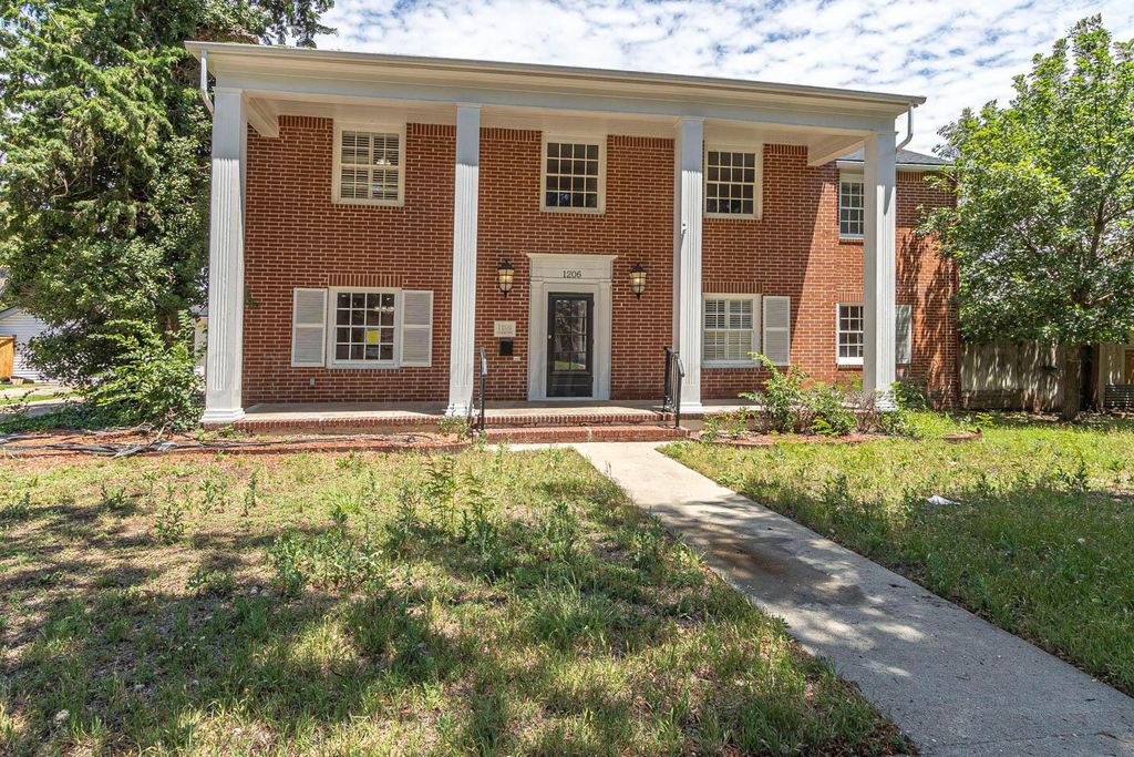 1206 N CHRISTINE Street, Pampa, TX 79065