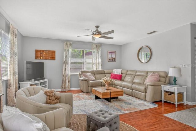 2715 NW 104TH COURT 4, Gainesville, FL 32606