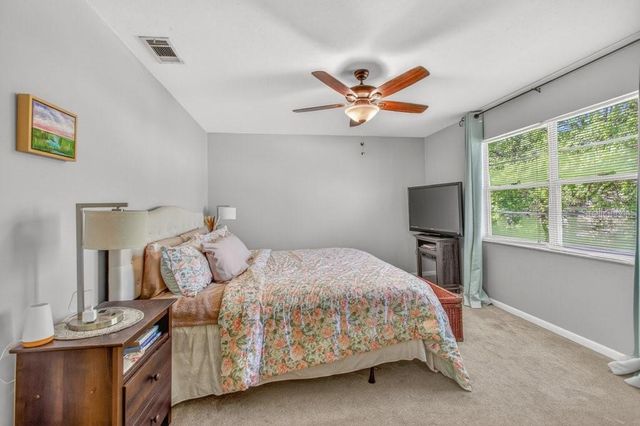 2715 NW 104TH COURT 4, Gainesville, FL 32606