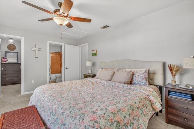 2715 NW 104TH COURT 4, Gainesville, FL 32606