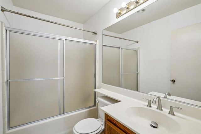 40909 Biscayne Drive, Palm Desert, CA 92211