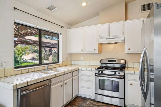 40909 Biscayne Drive, Palm Desert, CA 92211