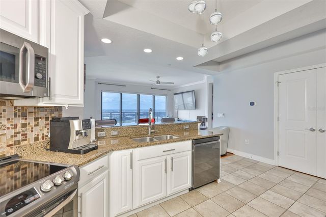 1209 E CUMBERLAND AVENUE 2404, Tampa, FL 33602