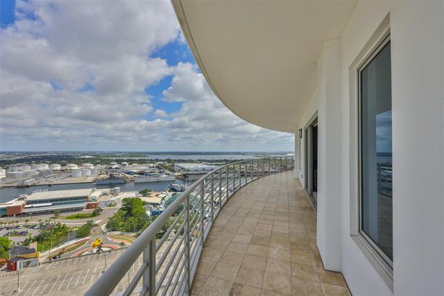 1209 E CUMBERLAND AVENUE 2404, Tampa, FL 33602