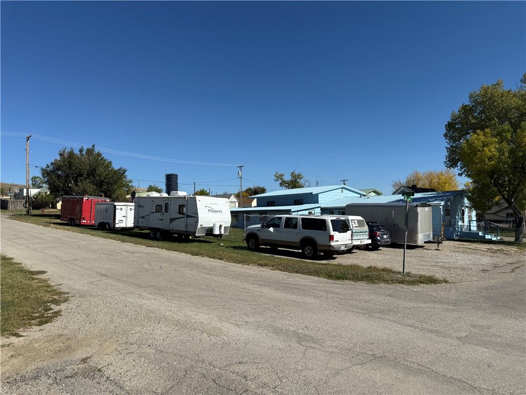 160 3rd Street NW, Harlowton, MT 59036 photo 3