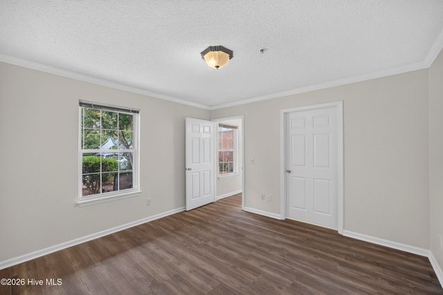 1402 Willoughby Park Court Unit 2, Wilmington, NC 28412