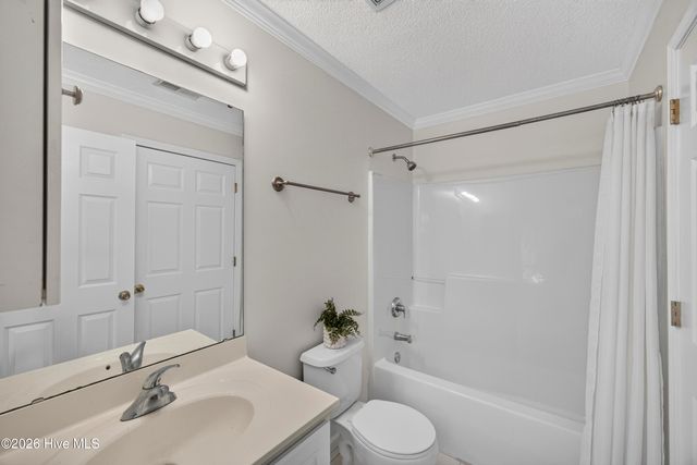 1402 Willoughby Park Court Unit 2, Wilmington, NC 28412