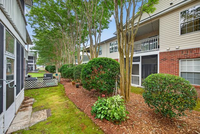 1402 Willoughby Park Court Unit 2, Wilmington, NC 28412