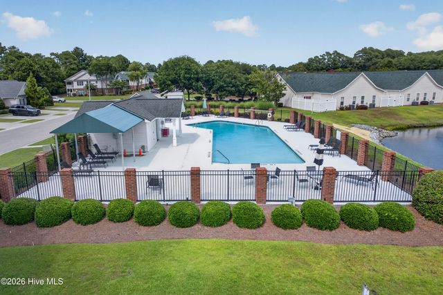 1402 Willoughby Park Court Unit 2, Wilmington, NC 28412