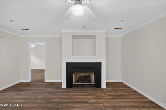 1402 Willoughby Park Court Unit 2, Wilmington, NC 28412