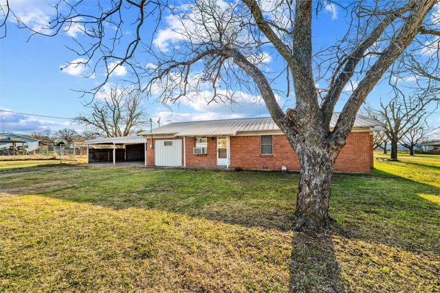 508 Fannin Street, Millsap, TX 76066