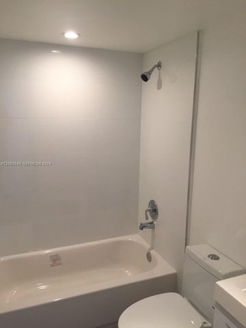 860 NE 209th Ter 104-33, Miami, FL 33179