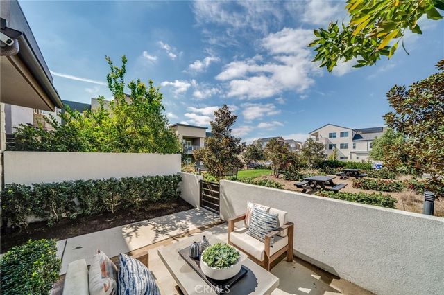 244 Abacus, Irvine, CA 92618