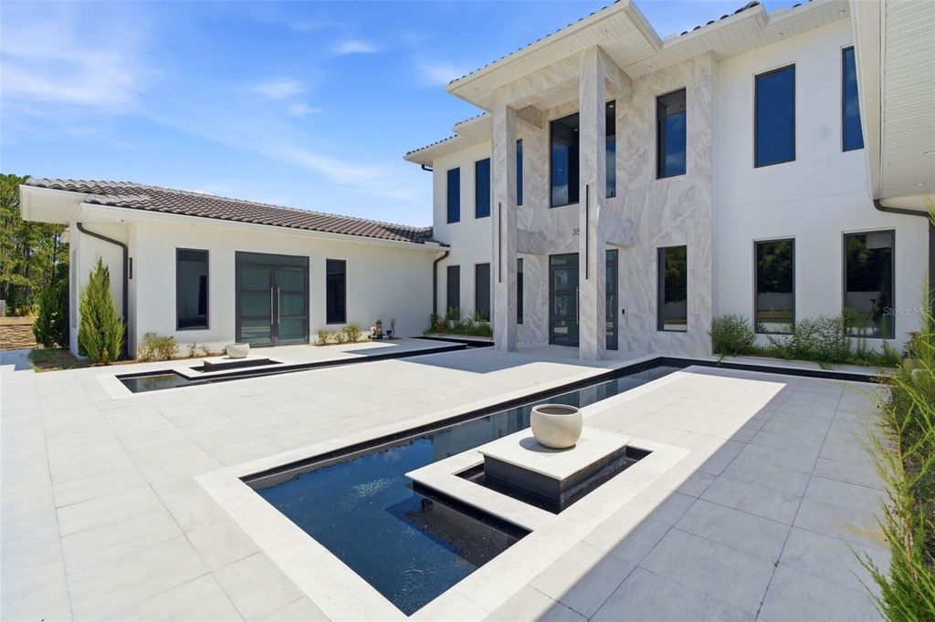 Image 3 of property listing at 3857 S STILLWOOD LANE, Lake Mary, FL 32746