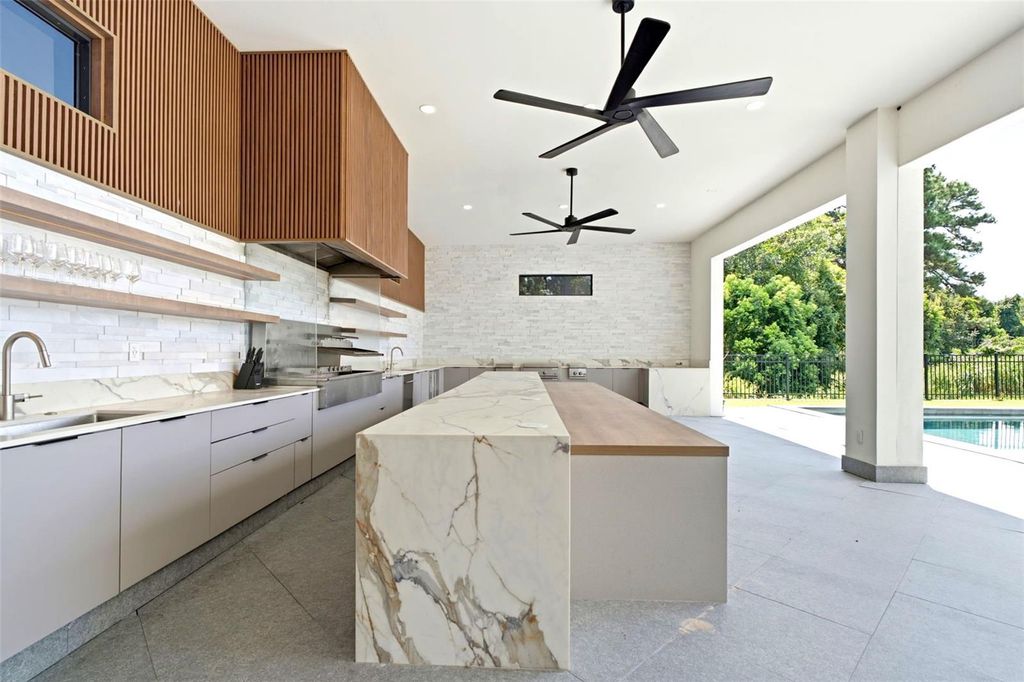 Image 50 of property listing at 3857 S STILLWOOD LANE, Lake Mary, FL 32746