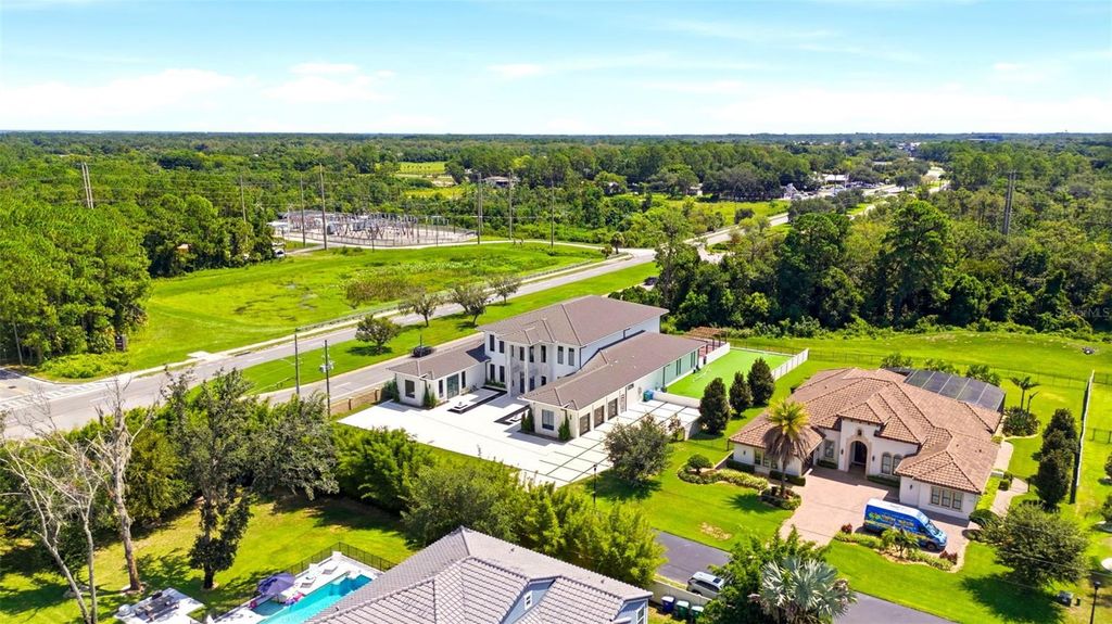 Image 6 of property listing at 3857 S STILLWOOD LANE, Lake Mary, FL 32746