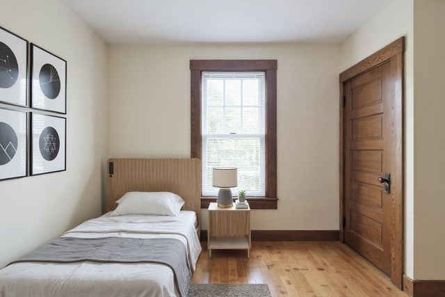 144 A St, Lowell, MA 01851