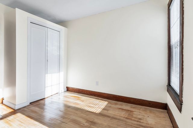 144 A St, Lowell, MA 01851