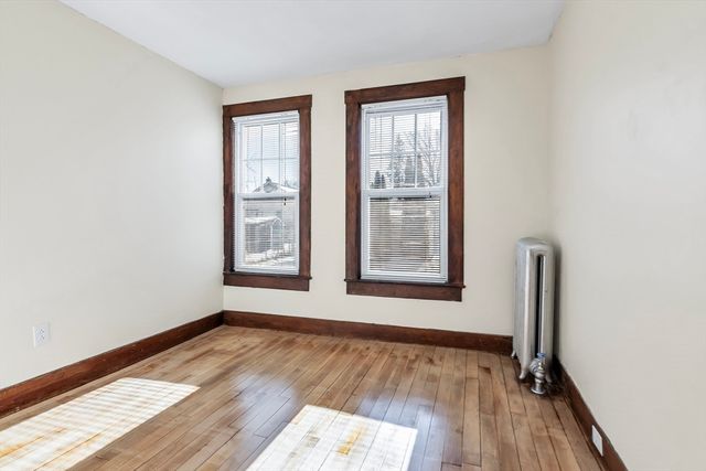 144 A St, Lowell, MA 01851