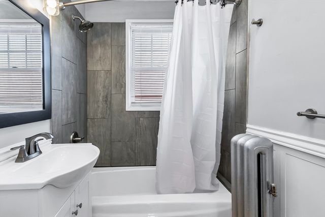 144 A St, Lowell, MA 01851