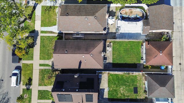 6105 S Moody Street, Chicago, IL 60638