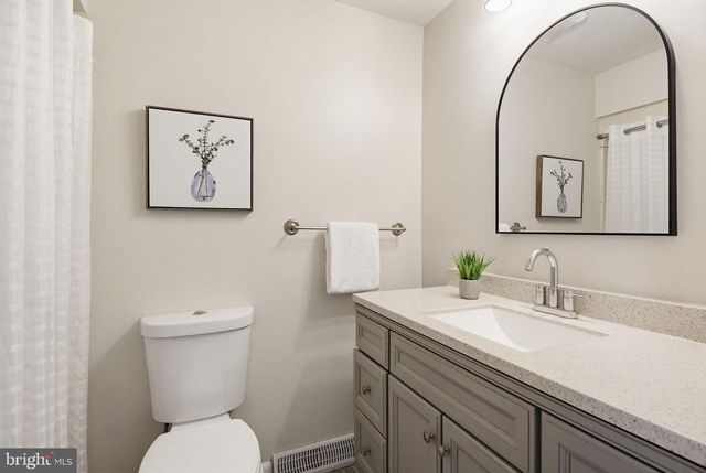 7940 COVINGTON AVE, Glen Burnie, MD 21061