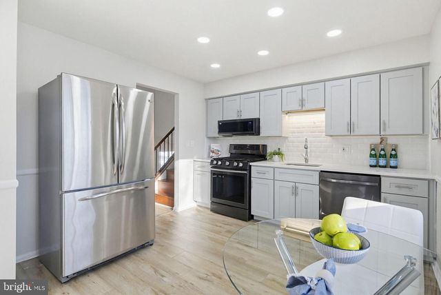 7940 COVINGTON AVE, Glen Burnie, MD 21061