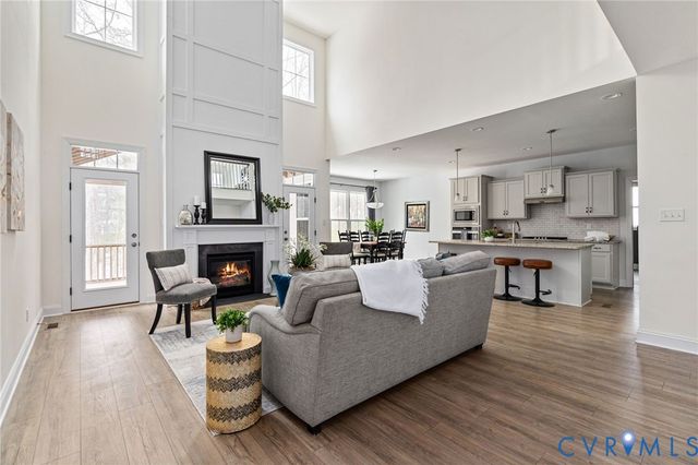 5319 Mossy Oak Rd, Moseley, VA 23120