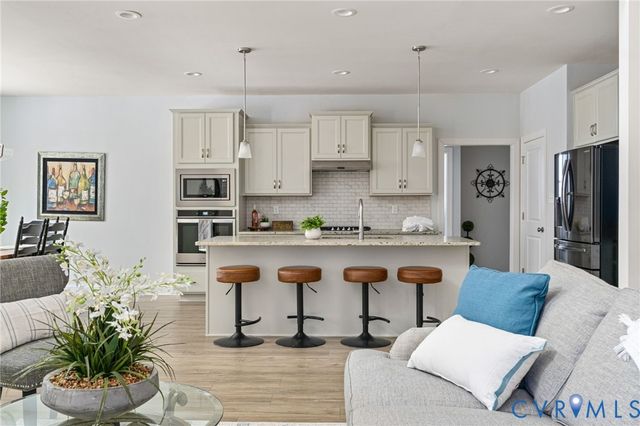 5319 Mossy Oak Rd, Moseley, VA 23120