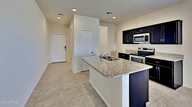 11418 E CLIFFROSE Lane, Florence, AZ 85132