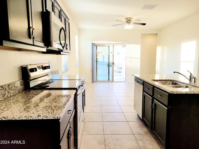 11418 E CLIFFROSE Lane, Florence, AZ 85132